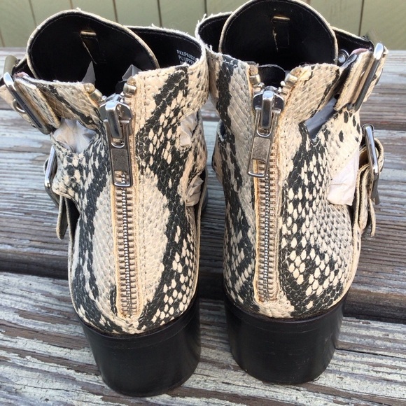 Steven Steve Madden Harmon Booties Women 6.5M Snakeskin 3 Buckle Strap Pointed - Picture 7 of 11